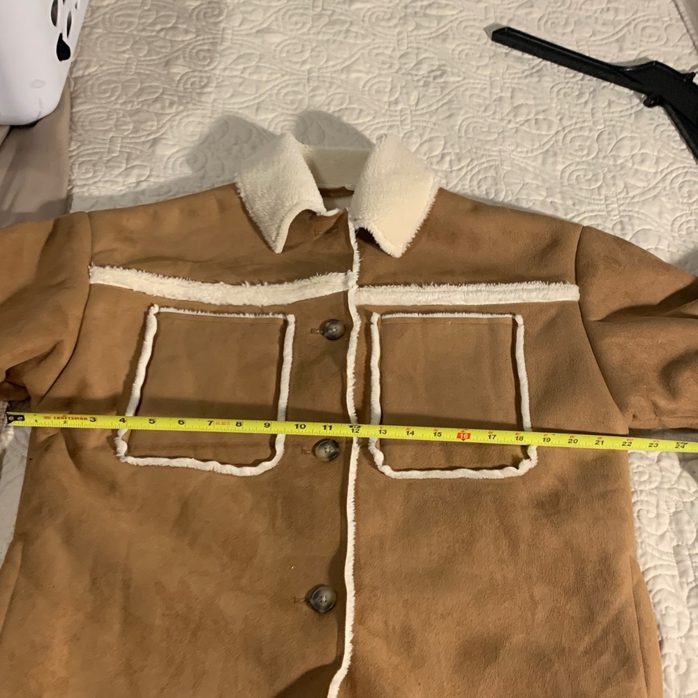 Woman’s Universal Thread Shearling Jacket NEW - Picture 7 of 10